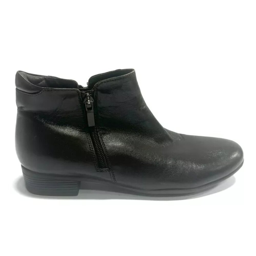 Trotters Womens Major Bootie Black Leather Size 9 M